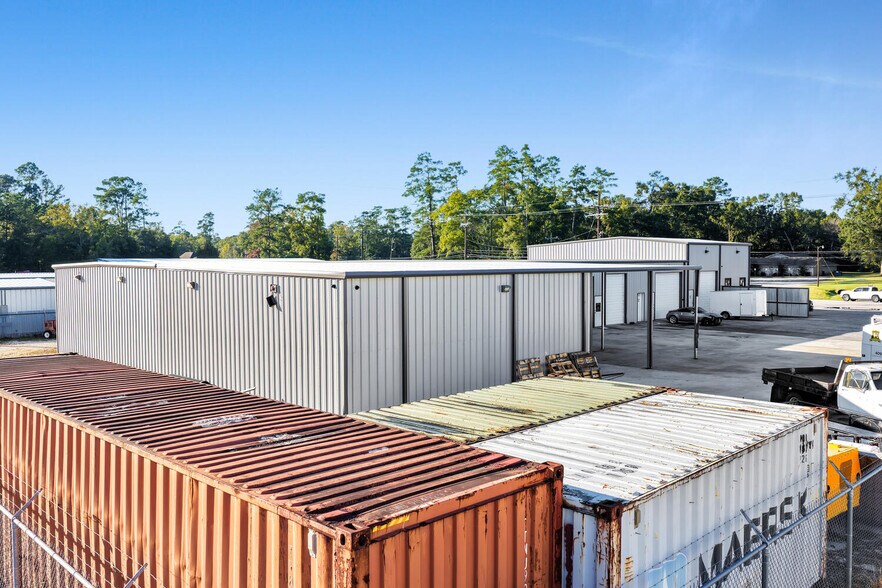 More Photos Of 55 W Chance Rd, Lumberton Warehouse For Lease