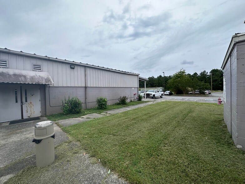 More Photos Of 505 Lake Way Pl, Tullahoma Manufacturing For Sale