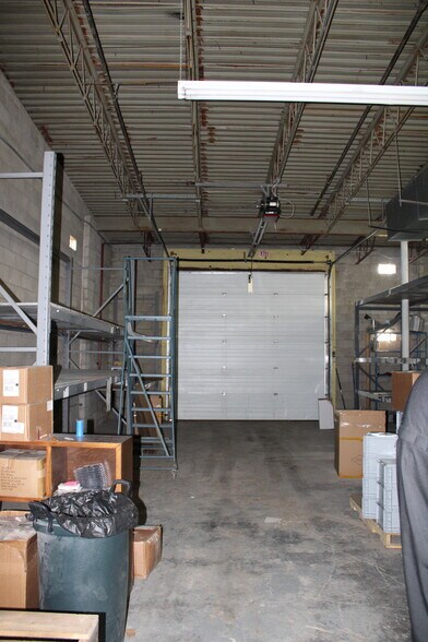 More Photos Of 120 9th St SW, Clarion Flex For Sale