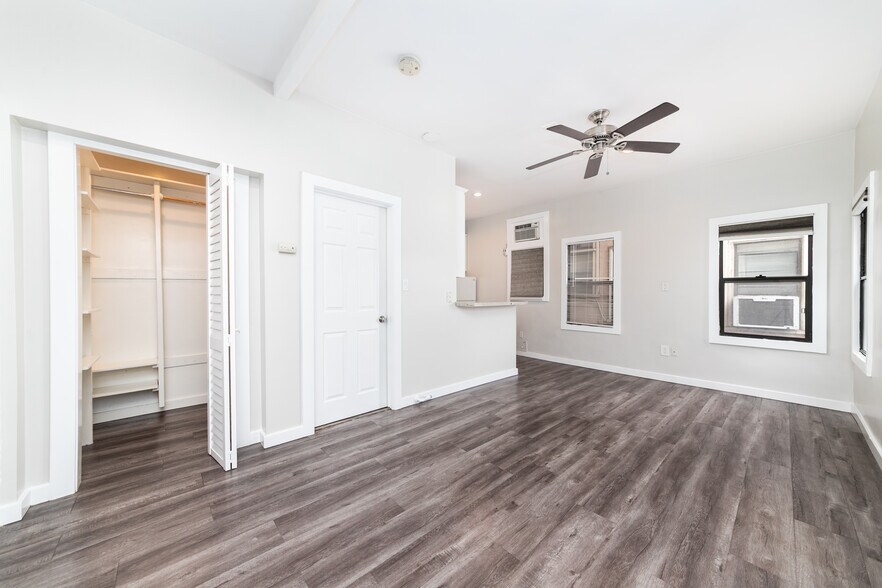 More Photos Of 4679 Hollywood Blvd, Los Angeles Storefront Retail Residential For Sale