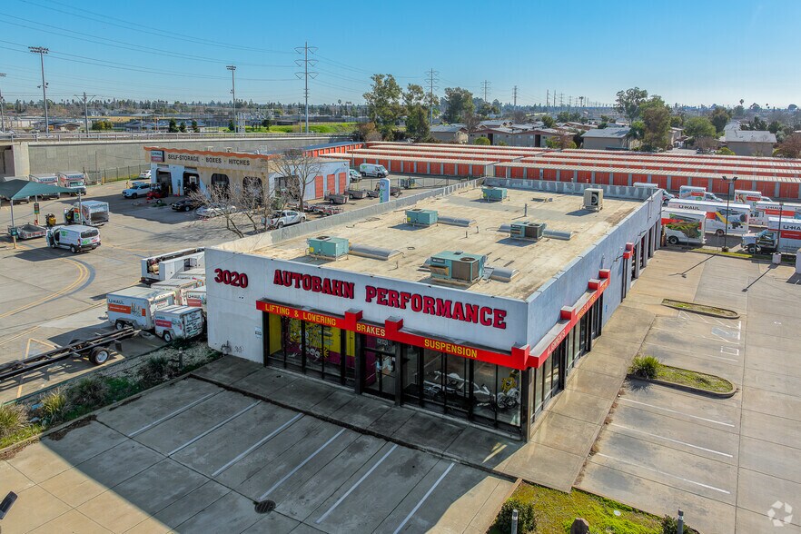 More Photos Of 3020 Florin Rd, Sacramento Freestanding For Lease