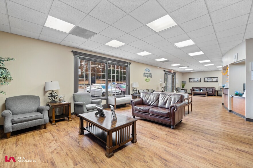 More Photos Of 2774 N Decatur Rd, Decatur Medical For Sale