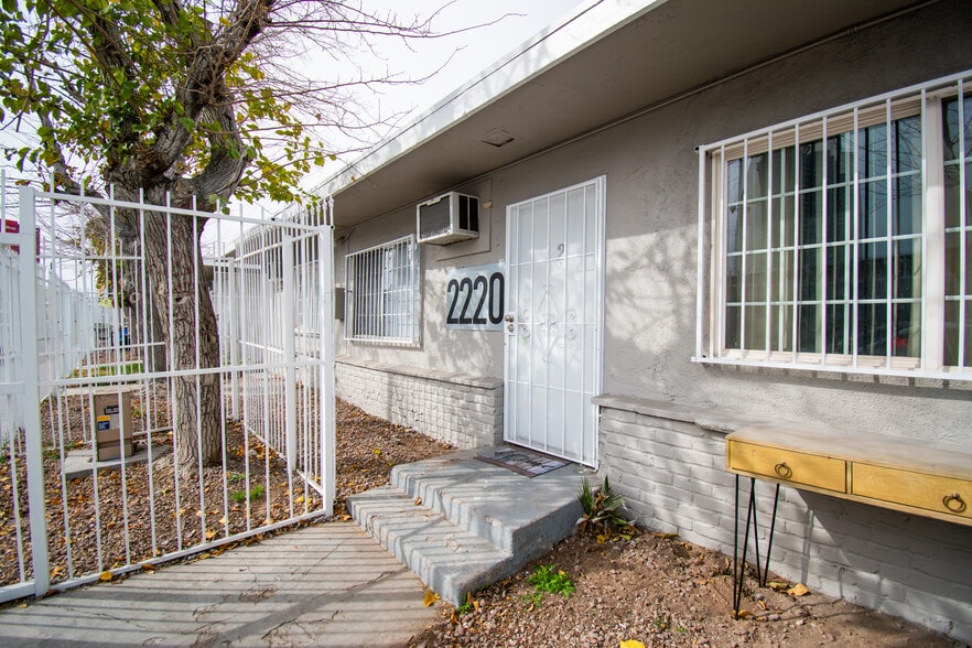 More Photos Of 2216-2224 Tam Dr, Las Vegas Apartments For Sale