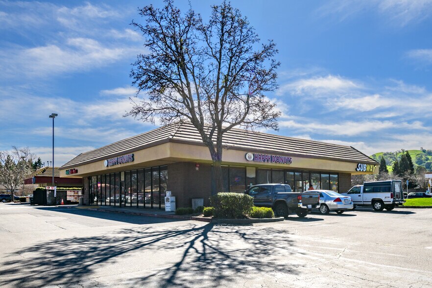 More Photos Of 951-991 Alamo Dr, Vacaville General Retail For Sale