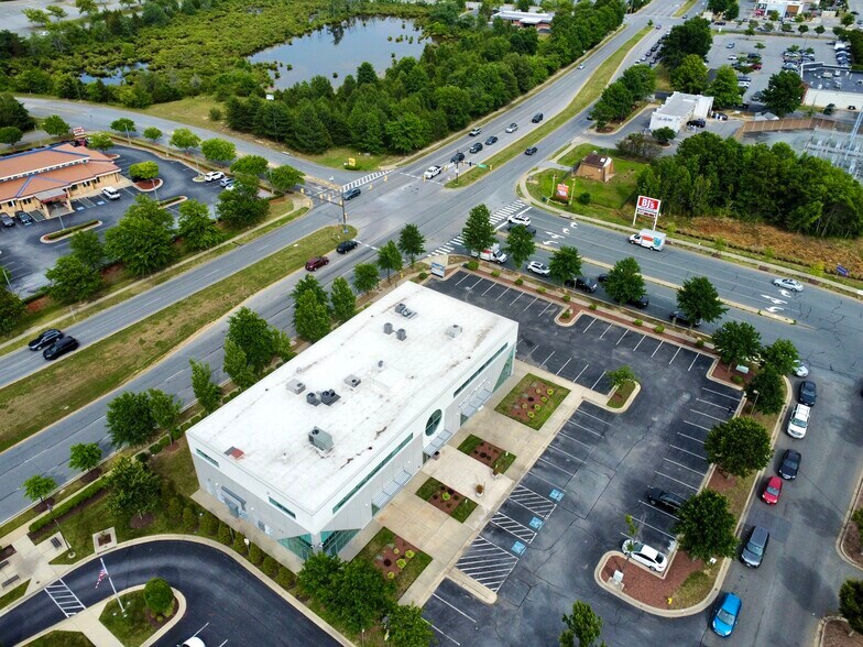 More Photos Of 1036 St Nicholas Dr, Waldorf Medical For Lease