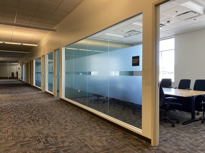 More Photos Of 2725 Mall Dr, Eau Claire Medical For Lease