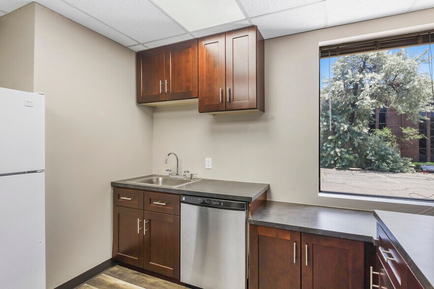 More Photos Of 9025 E Kenyon Ave, Denver Office For Lease