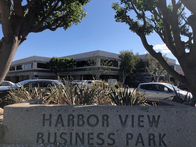 More Photos Of 4572 Telephone Rd, Ventura Warehouse For Lease