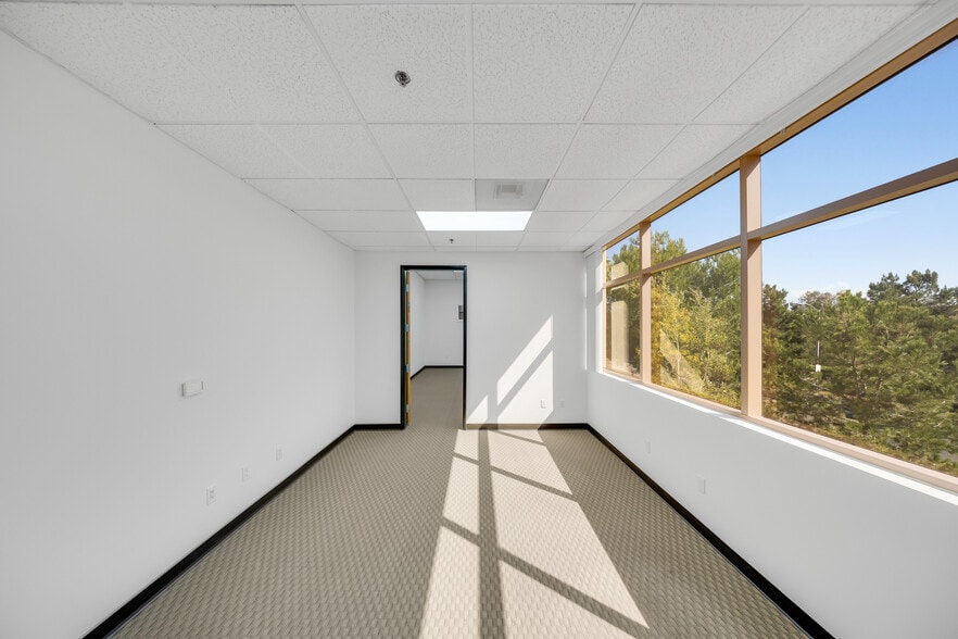 More Photos Of 67 Peters Canyon Rd, Irvine Office For Lease