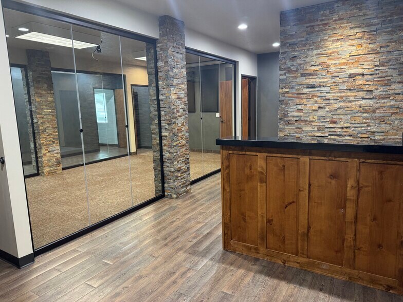 More Photos Of 4270-4280 E Amity Ave, Nampa Office For Lease