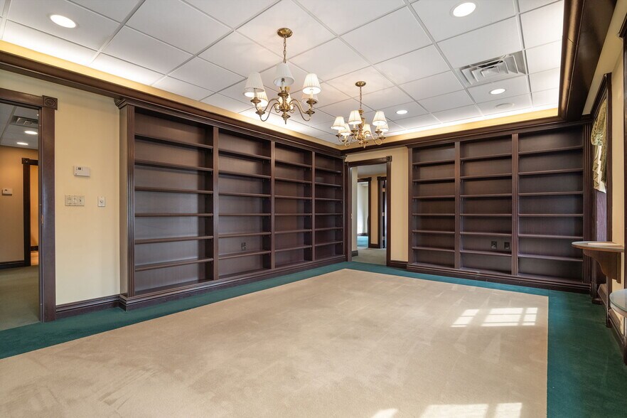 More Photos Of 19 Dove St, Albany Office For Sale