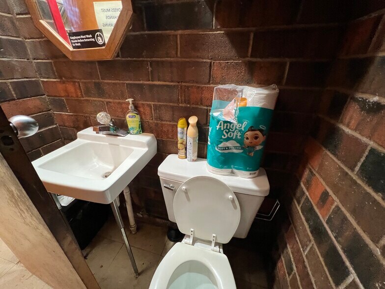 More Photos Of 440 W Main St, Lamoni Fast Food For Sale