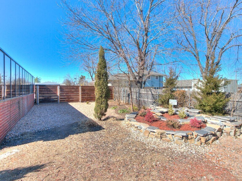 More Photos Of 2820-2828 Linda Ln, Oklahoma City Medical For Sale