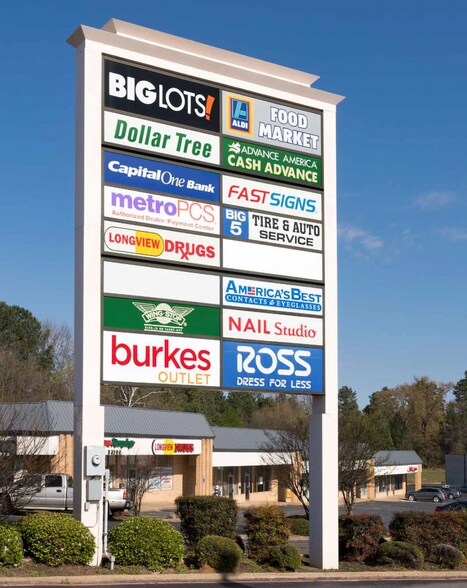 More Photos Of 1701-1733 NW Loop 281, Longview Unknown For Lease