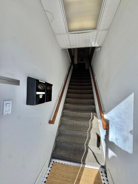 More Photos Of 2600-2610 Pettit Ave, Bellmore Storefront Retail Office For Sale