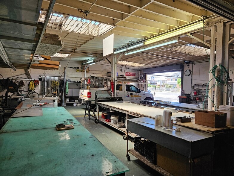 More Photos Of 4922 S Figueroa St, Los Angeles Storefront For Sale