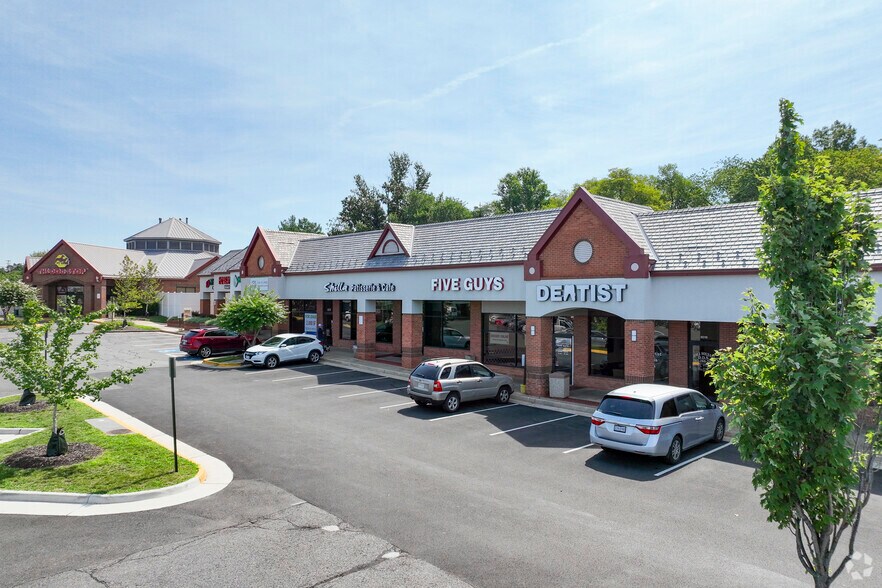 More Photos Of 5930-6049 Centreville Crest Ln, Centreville Freestanding For Lease