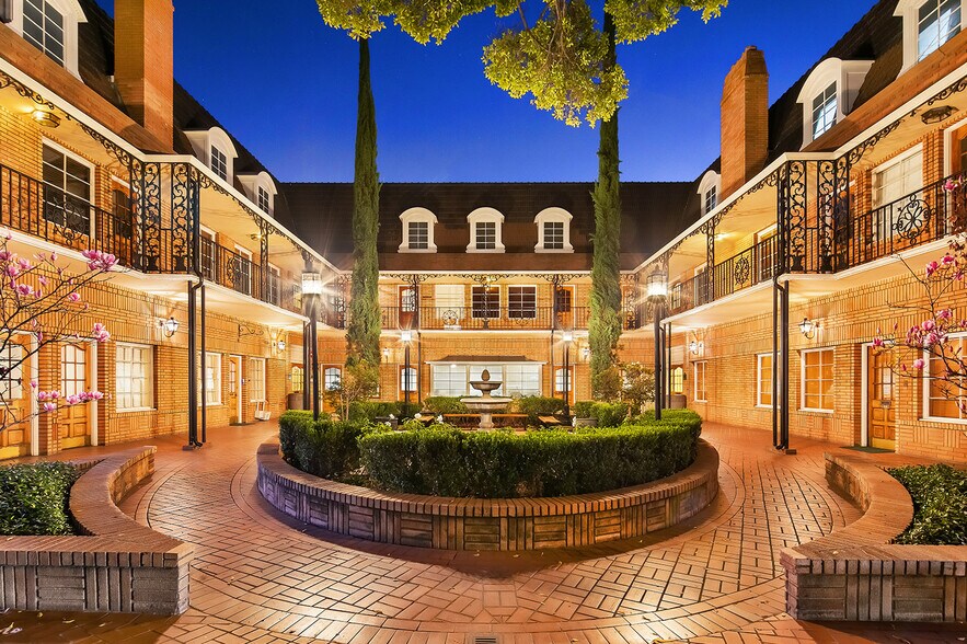 More Photos Of 960 E Green St, Pasadena Medical For Sale