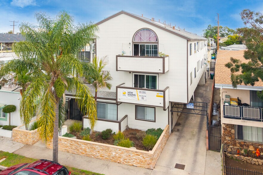 Primary Photo Of 1128 Stanley Ave, Long Beach Apartments For Sale