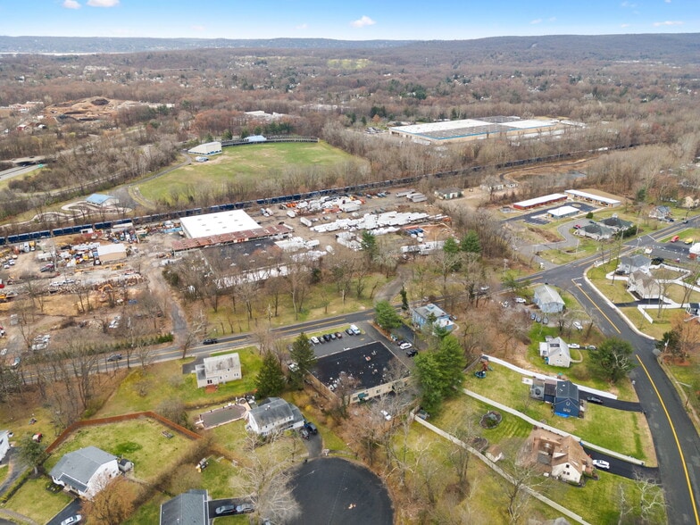 More Photos Of 362-374 Western Hwy, Tappan Freestanding For Lease