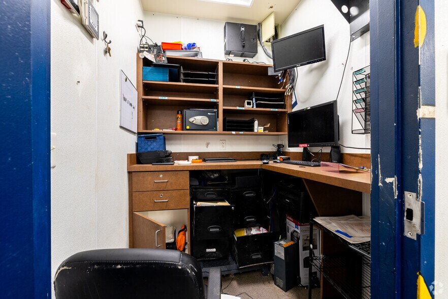 More Photos Of 12195 S Strang Line Rd, Olathe Fast Food For Lease