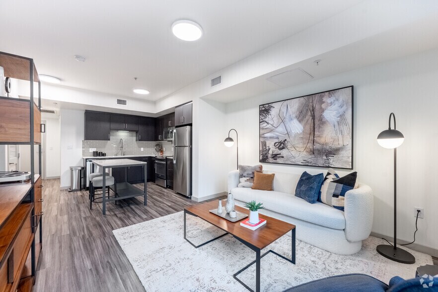 More Photos Of 1200 S Grand Ave, Los Angeles Apartments For Lease