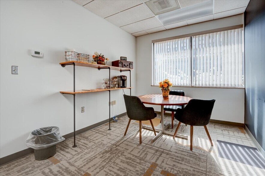 More Photos Of 100 W Antietam St, Hagerstown Office For Lease