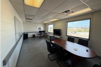 More Photos Of 3201 N Sylvania Ave, Fort Worth Manufacturing For Lease