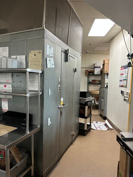 More Photos Of 1450 El Camino Real, Tustin Unknown For Lease