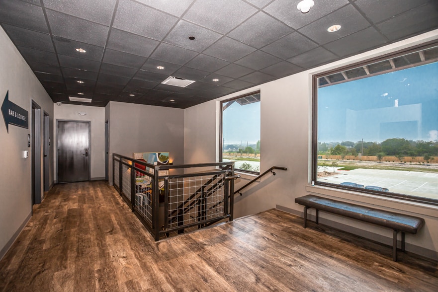 More Photos Of 3006 Barron Rd, College Station Restaurant For Sale