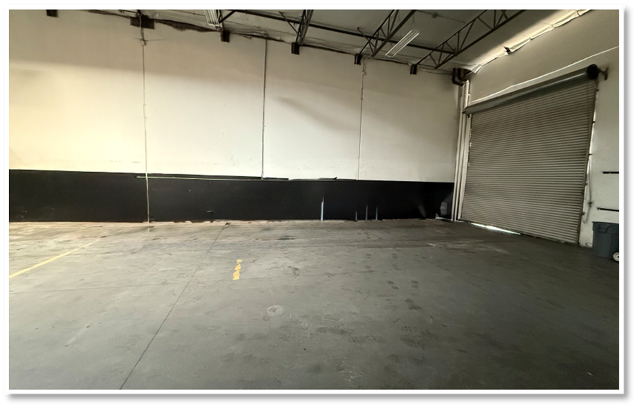 More Photos Of 8580 Avenida De La Fuente, San Diego Manufacturing For Lease
