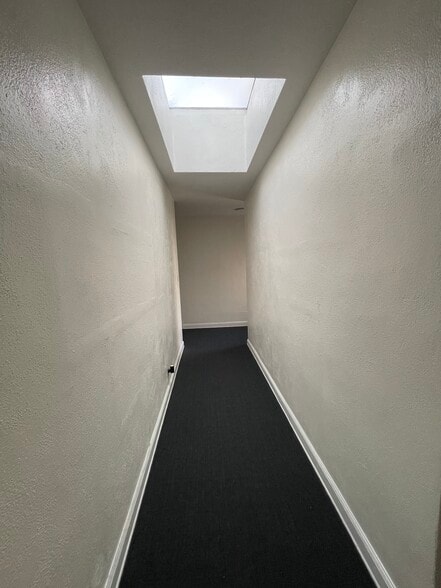More Photos Of 418-420 N Larchmont Blvd, Los Angeles Office For Lease