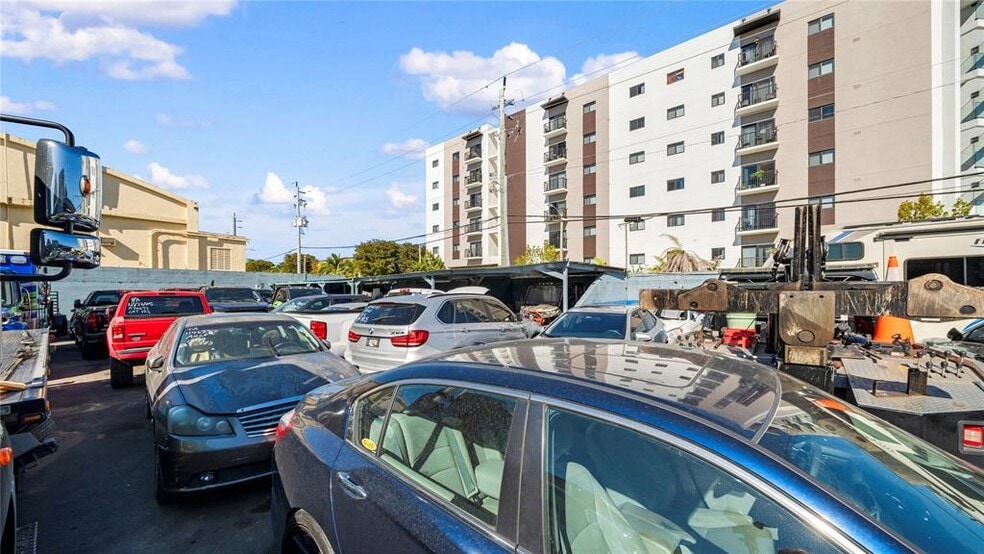 More Photos Of 2230 NW 8th Ave, Miami Auto Repair For Sale