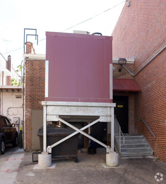 More Photos Of 127 E Franklin St, Chapel Hill Restaurant For Lease