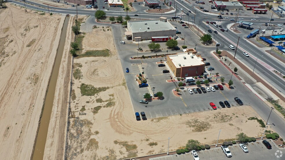 More Photos Of SEC Horizon & North Loop, Socorro Land For Sale