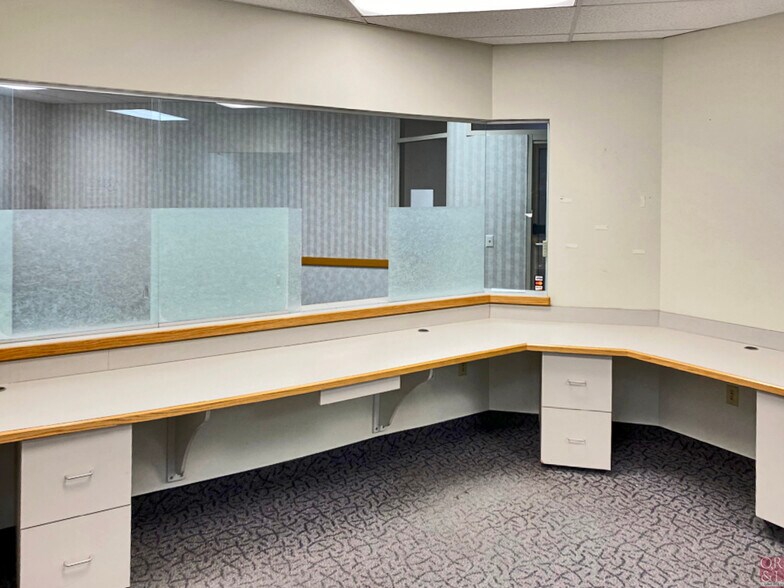 More Photos Of 1260 Silas Deane Hwy, Wethersfield Medical For Lease