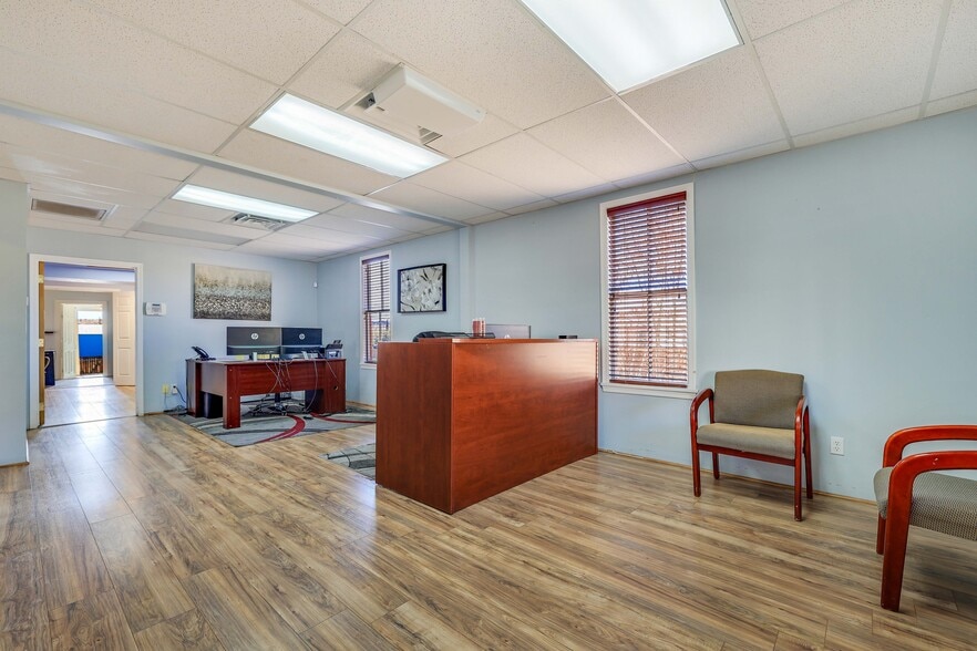 More Photos Of 620 E Beale St, Kingman Office Residential For Sale