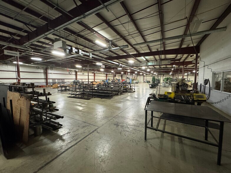 More Photos Of 385 One Industrial Park Rd, Oneida Manufacturing For Lease