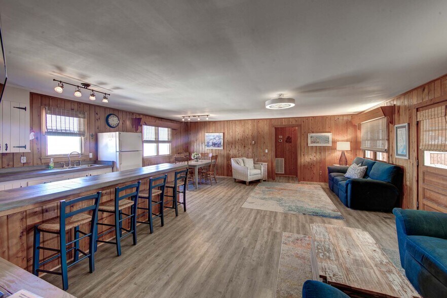 More Photos Of 9023 Gerhard st, Nags Head Apartments For Sale