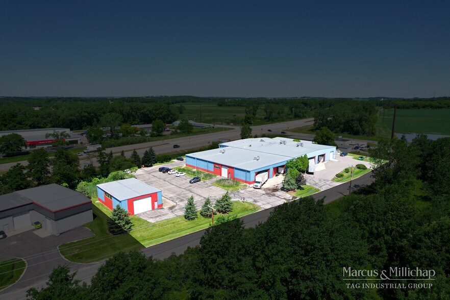 More Photos Of 5515 Catfish Ct, Waunakee Warehouse For Sale