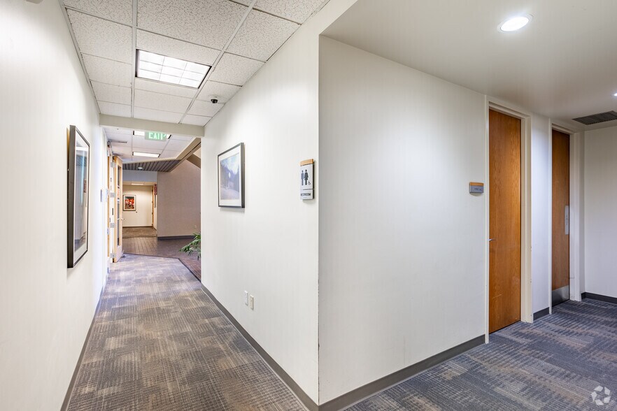 More Photos Of 7350 E Progress Pl, Englewood Coworking Space