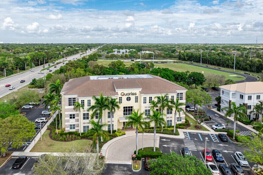 More Photos Of 1395 Panther Ln, Naples Office For Lease