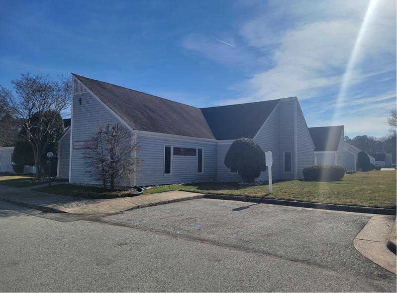 Primary Photo Of 710 Denbigh Blvd, Newport News Office For Sale