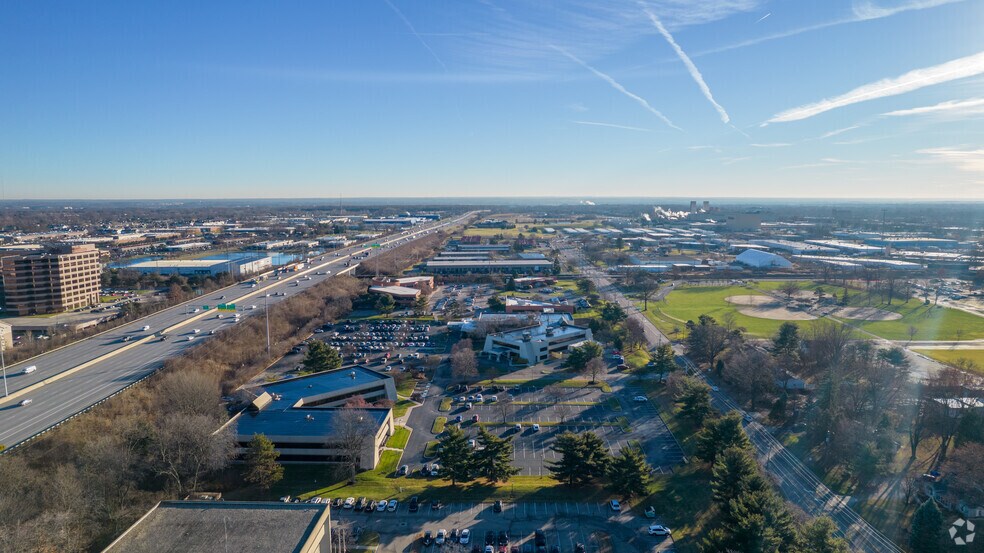 More Photos Of 150 E Wilson Bridge Rd, Worthington Office For Lease