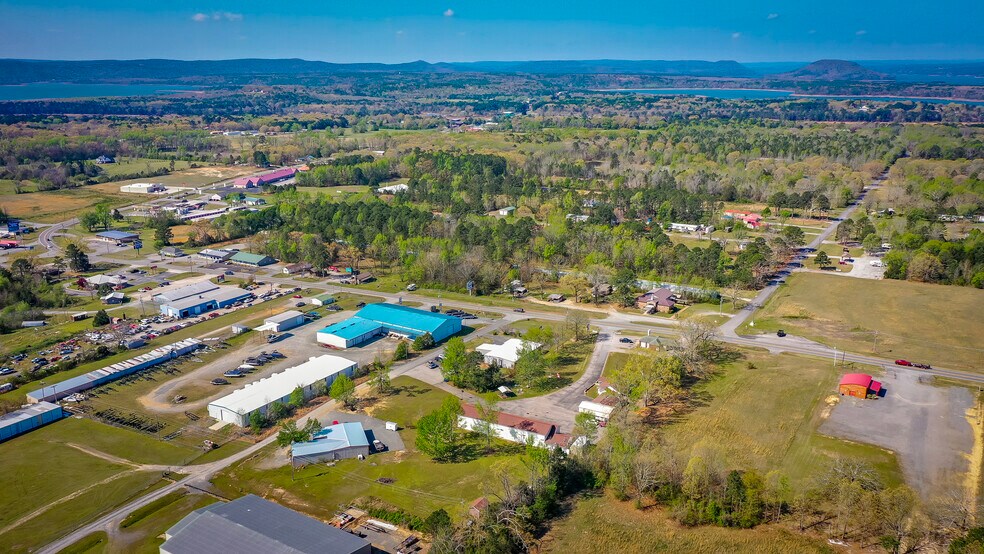 More Photos Of 8546 Edgemont Rd, Greers Ferry Hotel For Sale