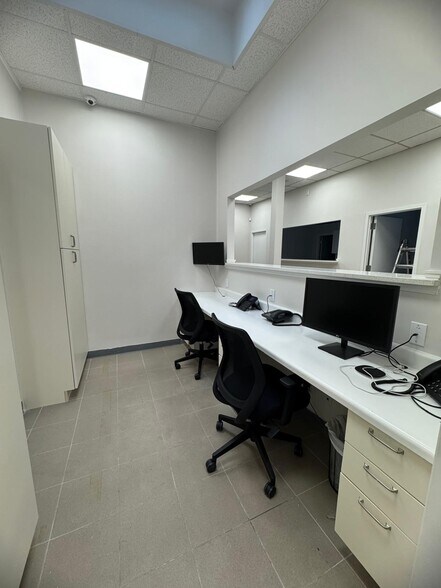 More Photos Of 1432 Hylan Blvd, Staten Island Medical For Lease