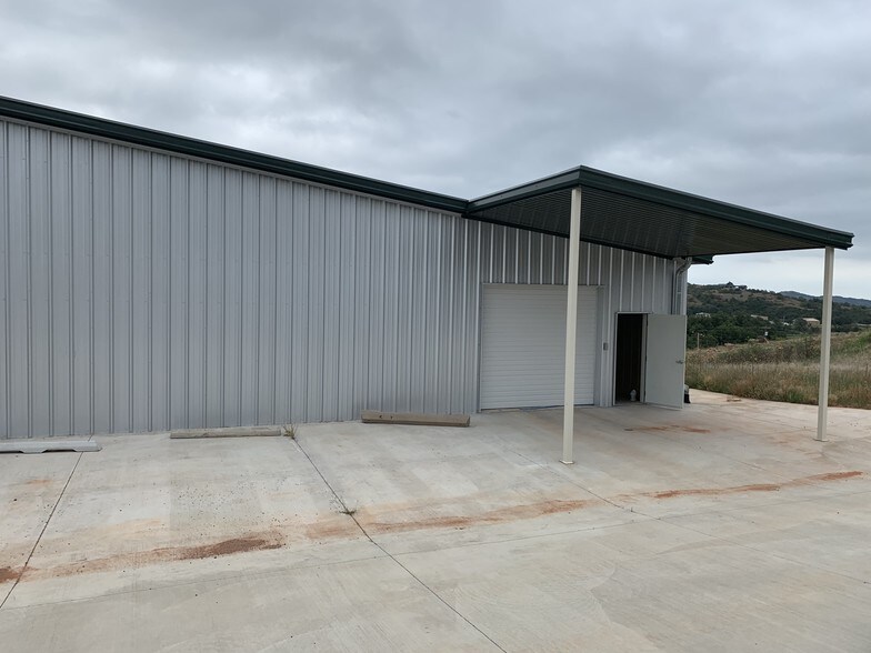 More Photos Of 18377 State Highway 49 & 18407 State Highway 49, Medicine Park Freestanding For Sale