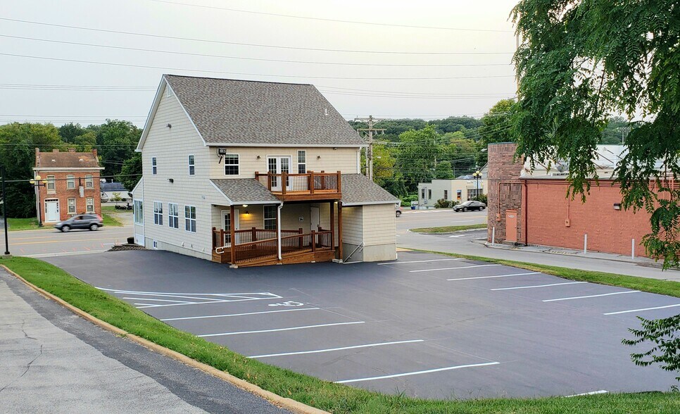 More Photos Of 14319 Manchester Rd, Ballwin Freestanding For Lease
