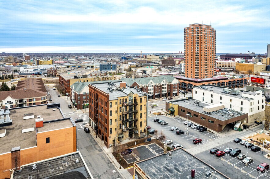 More Photos Of 1227 Hennepin Ave, Minneapolis Apartments For Sale