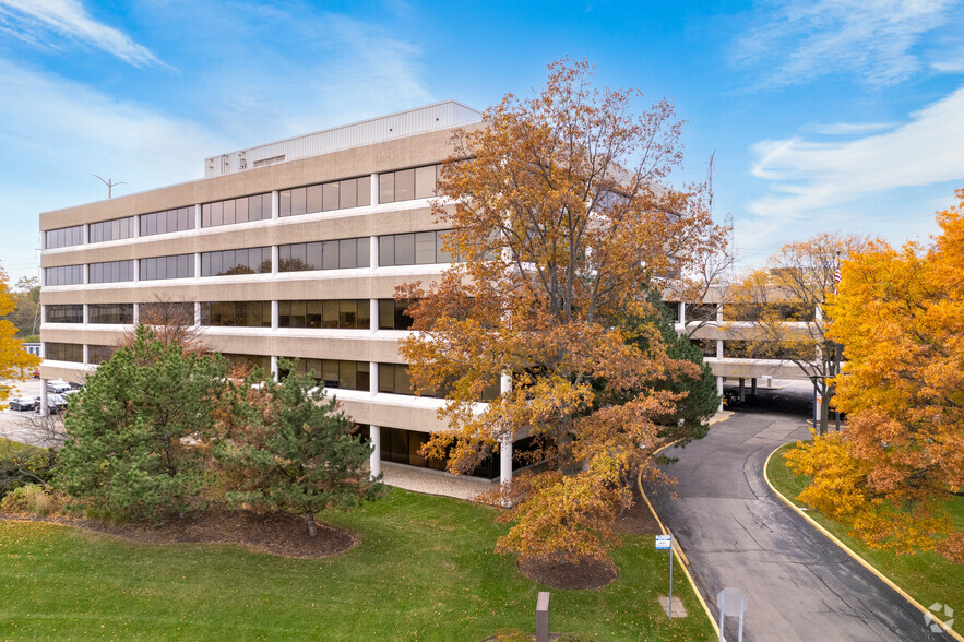 Primary Photo Of 1 Northfield Plz, Northfield Medical For Lease